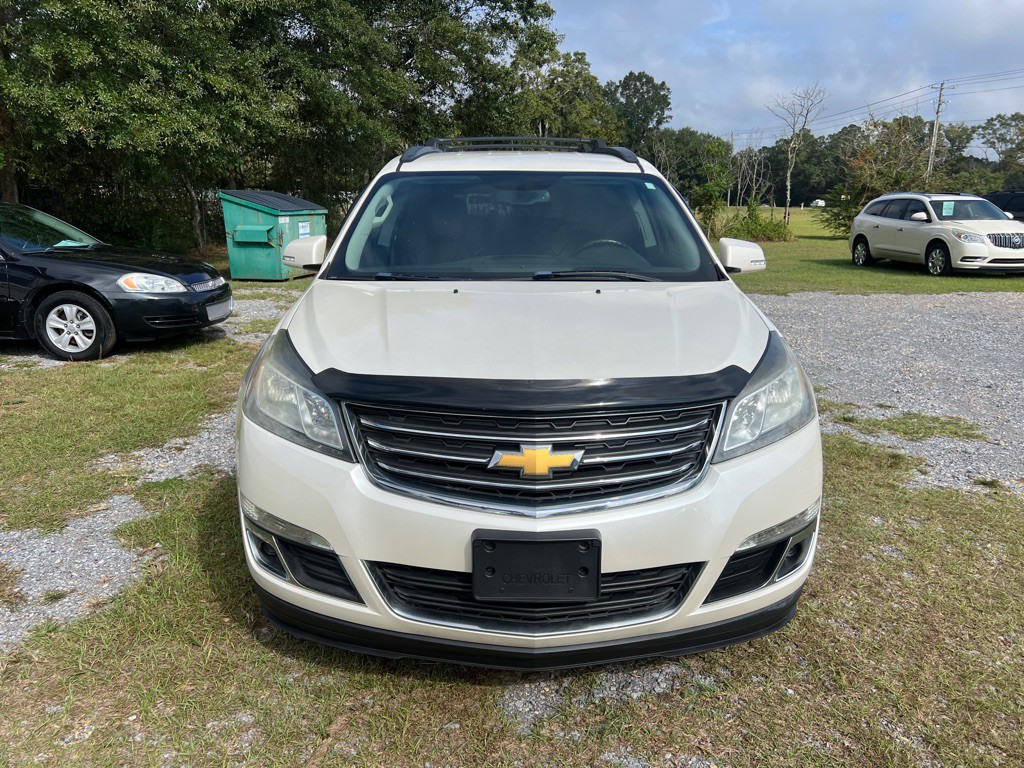 2014 Chevrolet Traverse Image 2