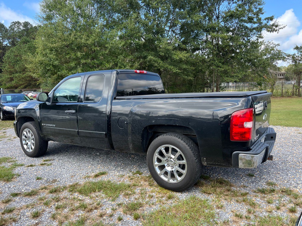 2007 Chevrolet Silverado 1500 Image 6
