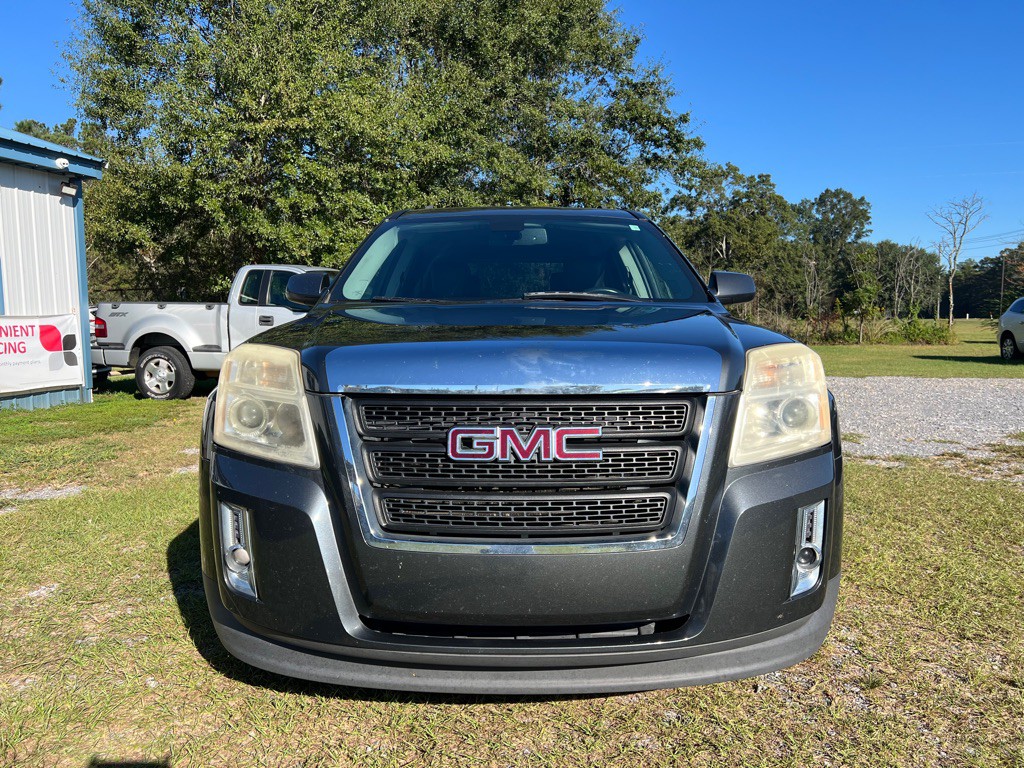 2011 GMC Terrain Image 2