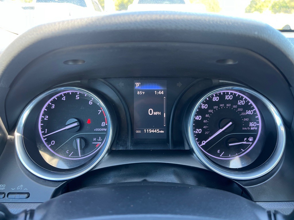 2020 Toyota Camry Image 8