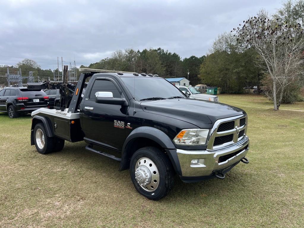 2015 RAM 4500 Image 3