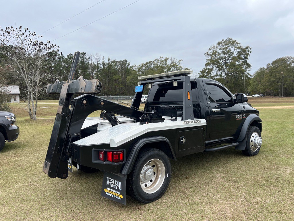 2015 RAM 4500 Image 4