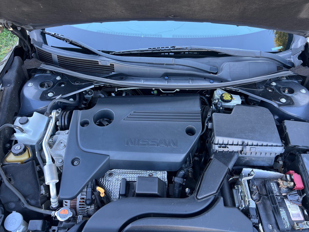 2017 Nissan Altima Image 7