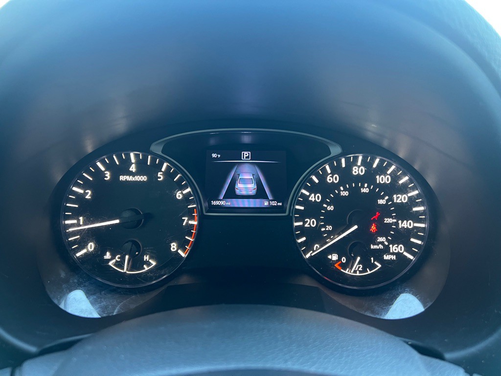 2017 Nissan Altima Image 8