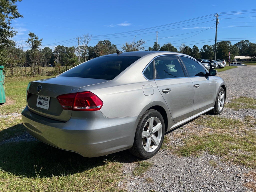 2013 Volkswagen Passat Image 6