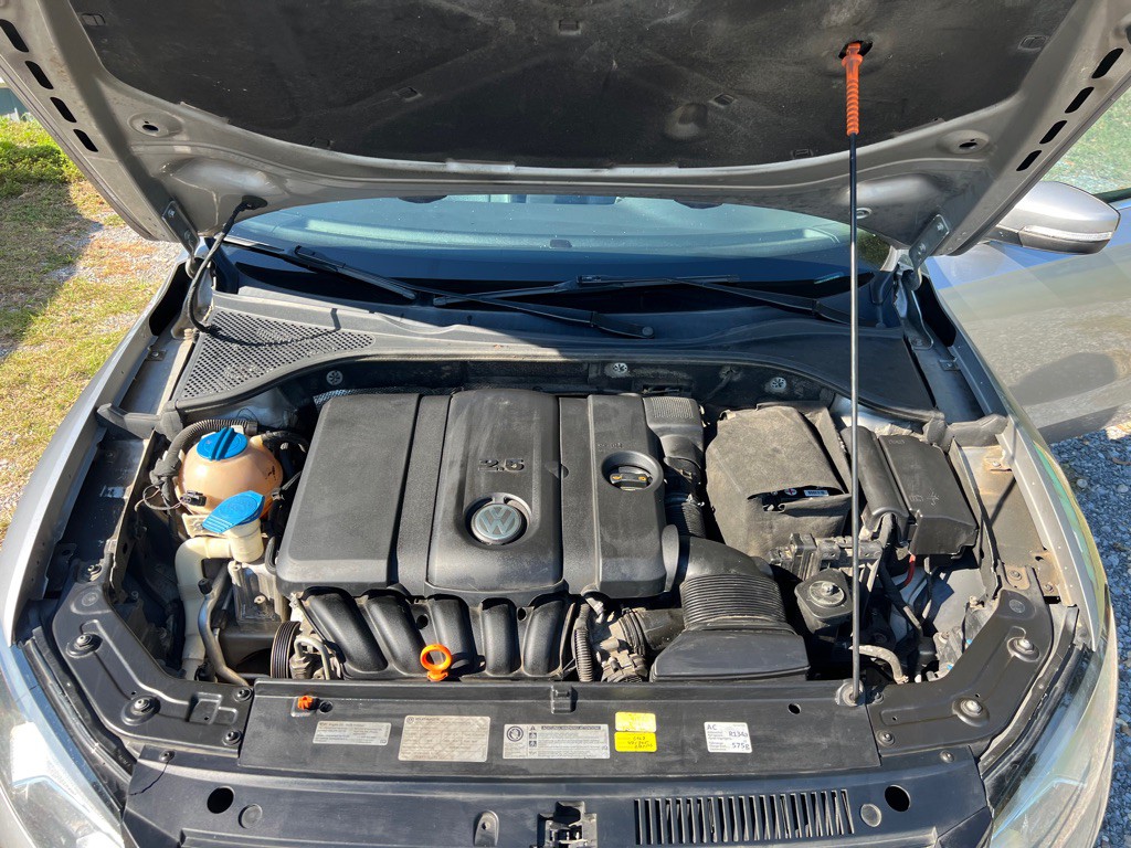 2013 Volkswagen Passat Image 7