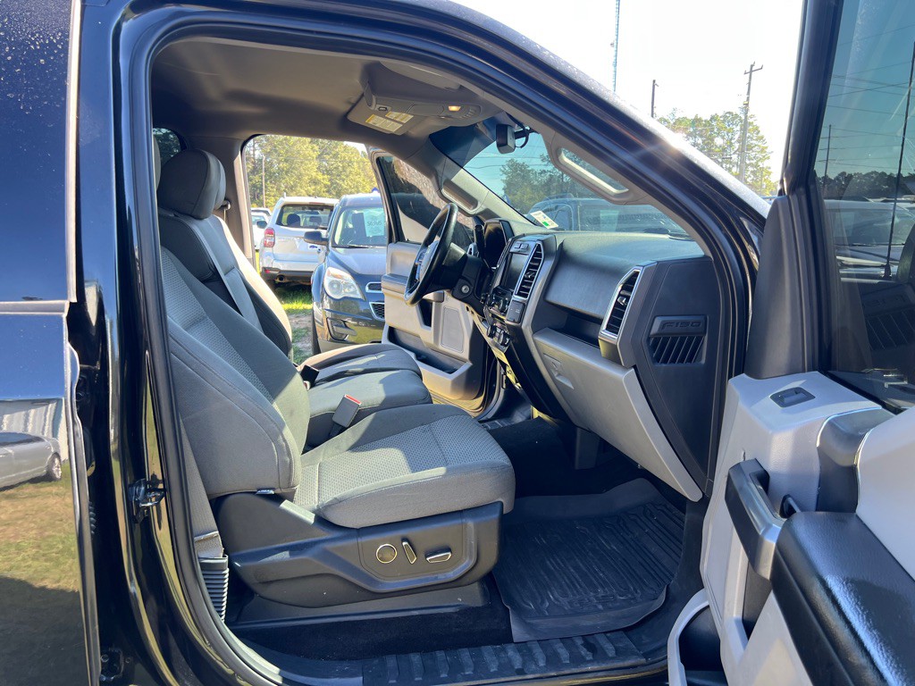 2015 Ford F-150 Image 14