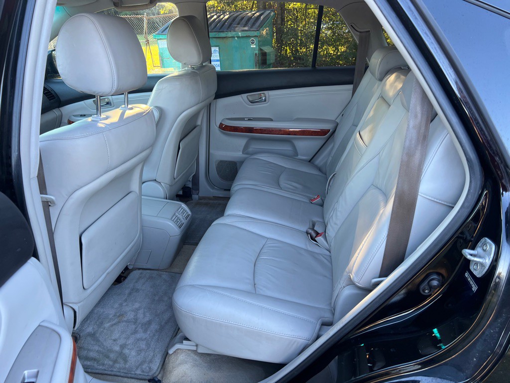 2007 Lexus RX Image 11