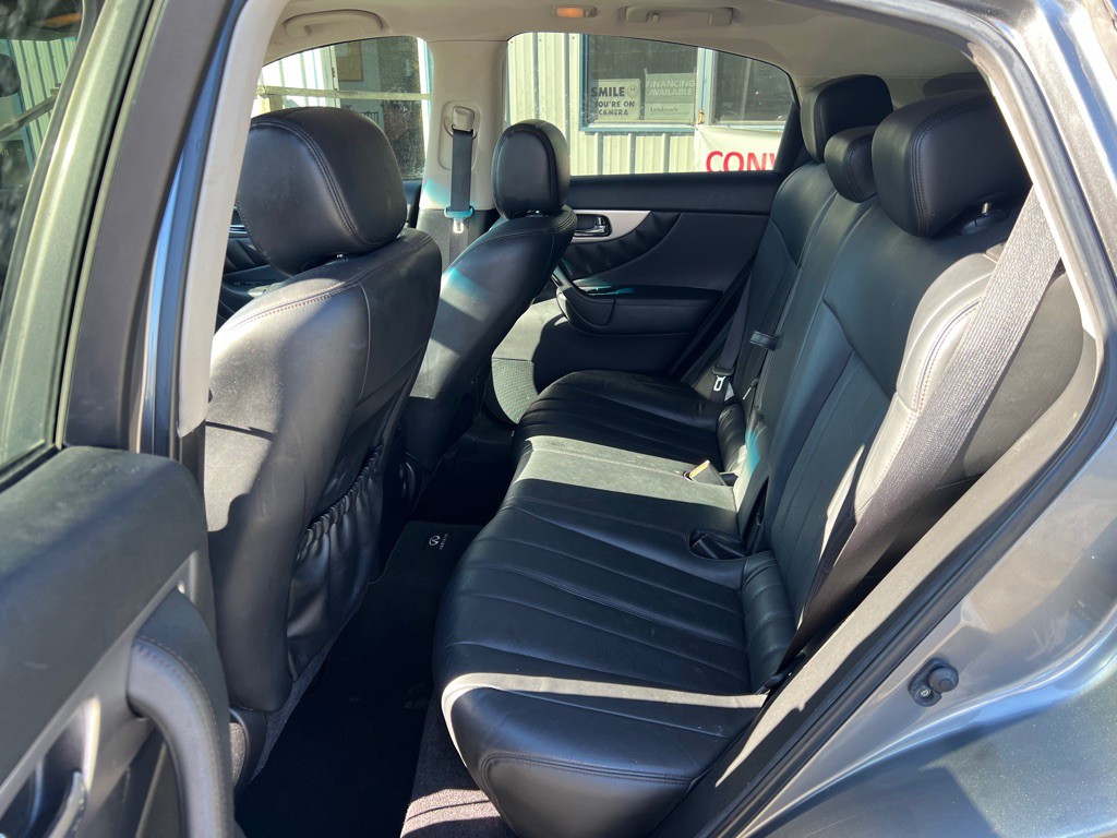 2012 INFINITI FX35 Image 13