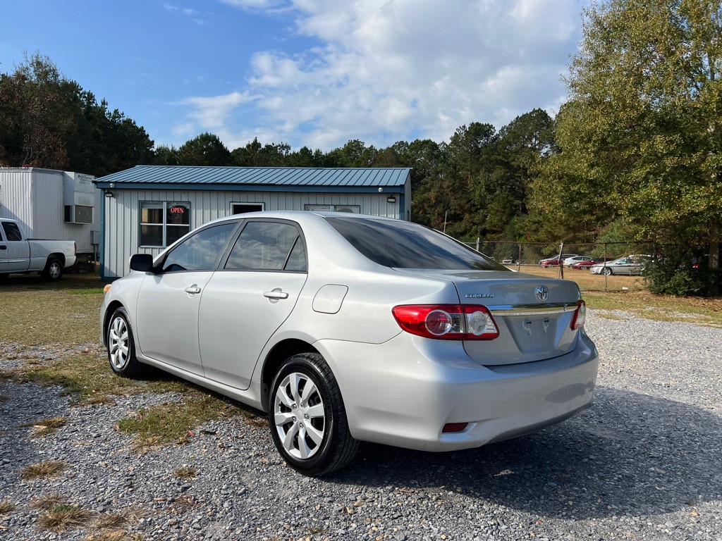 2012 Toyota Corolla Image 4