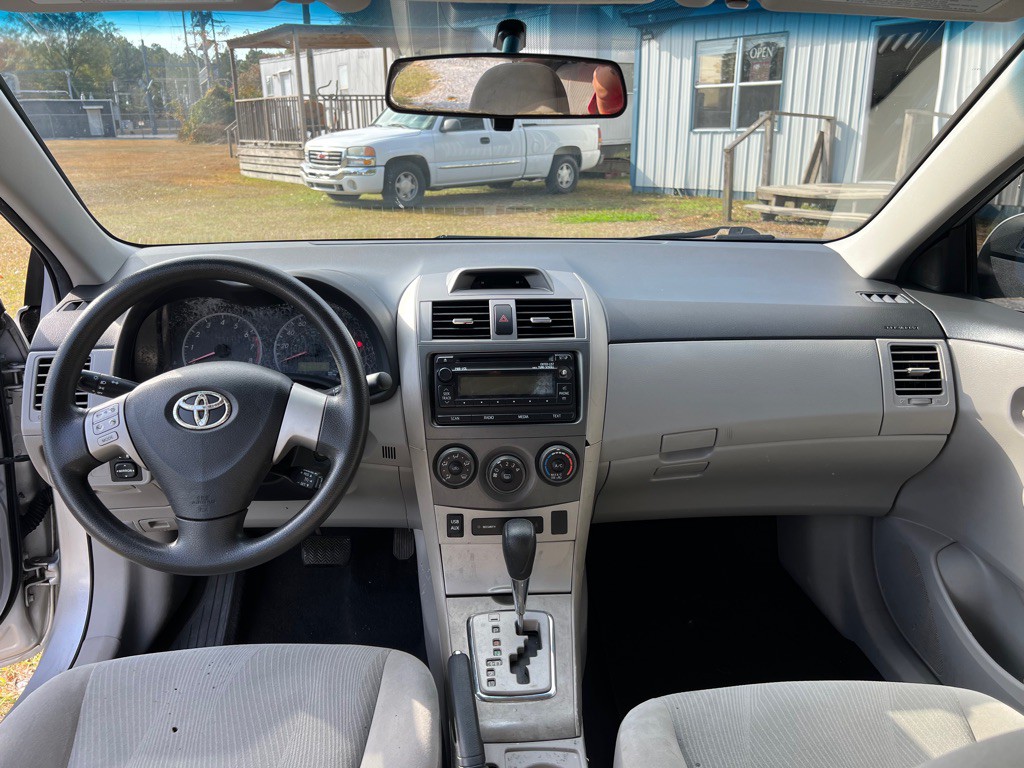 2012 Toyota Corolla Image 9