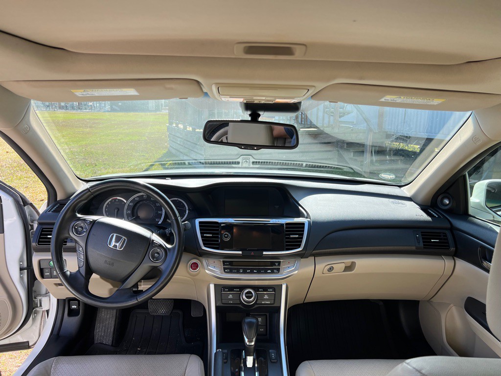 2013 Honda Accord Image 10