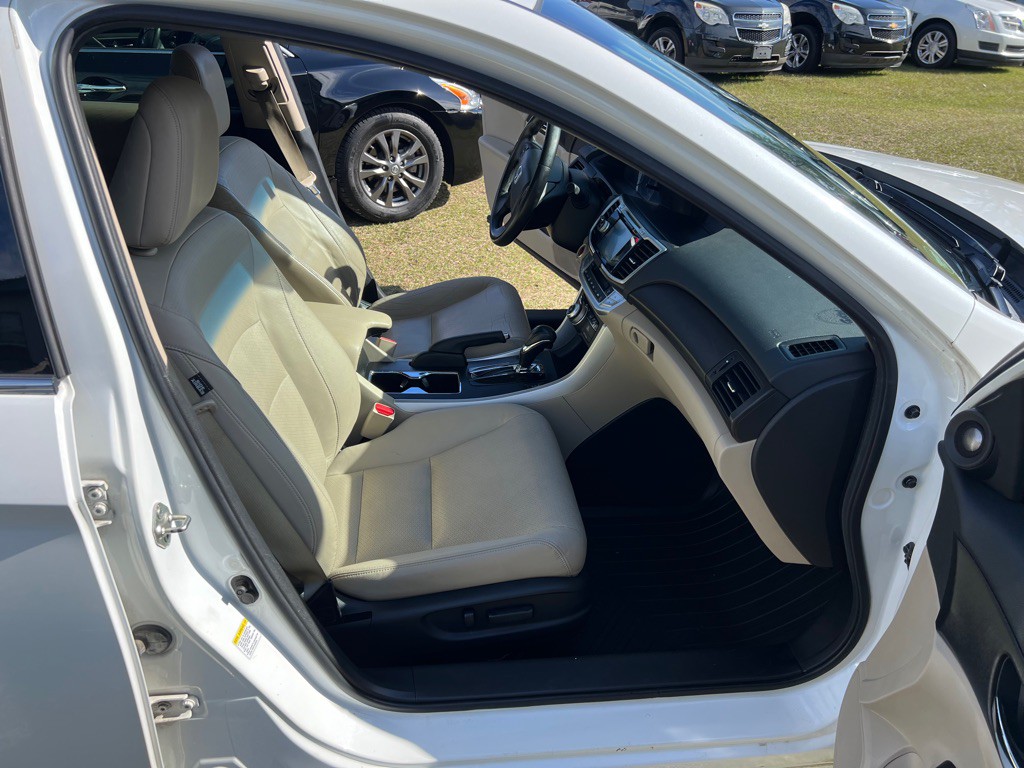 2013 Honda Accord Image 15