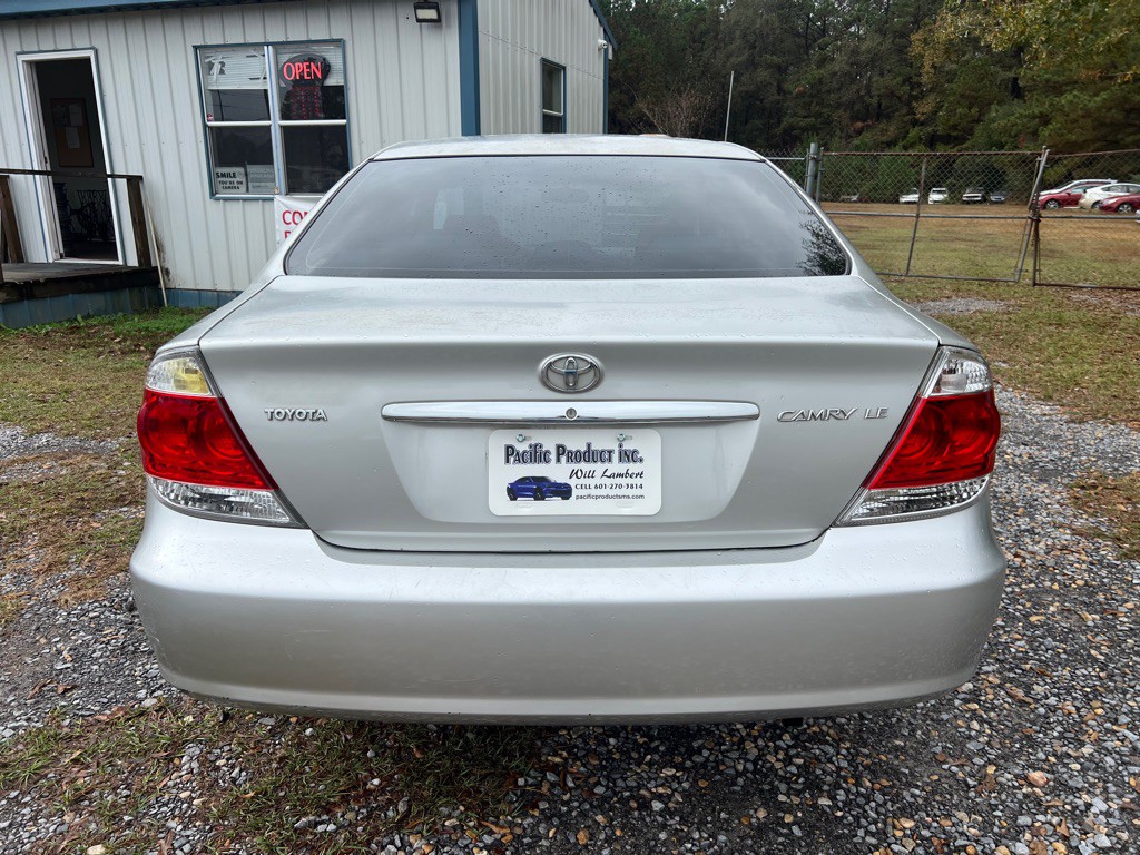 2005 Toyota Camry Image 5