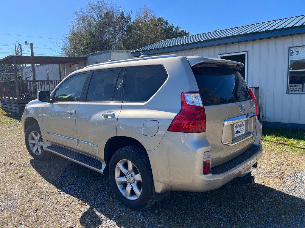 2012 Lexus GX Image 6