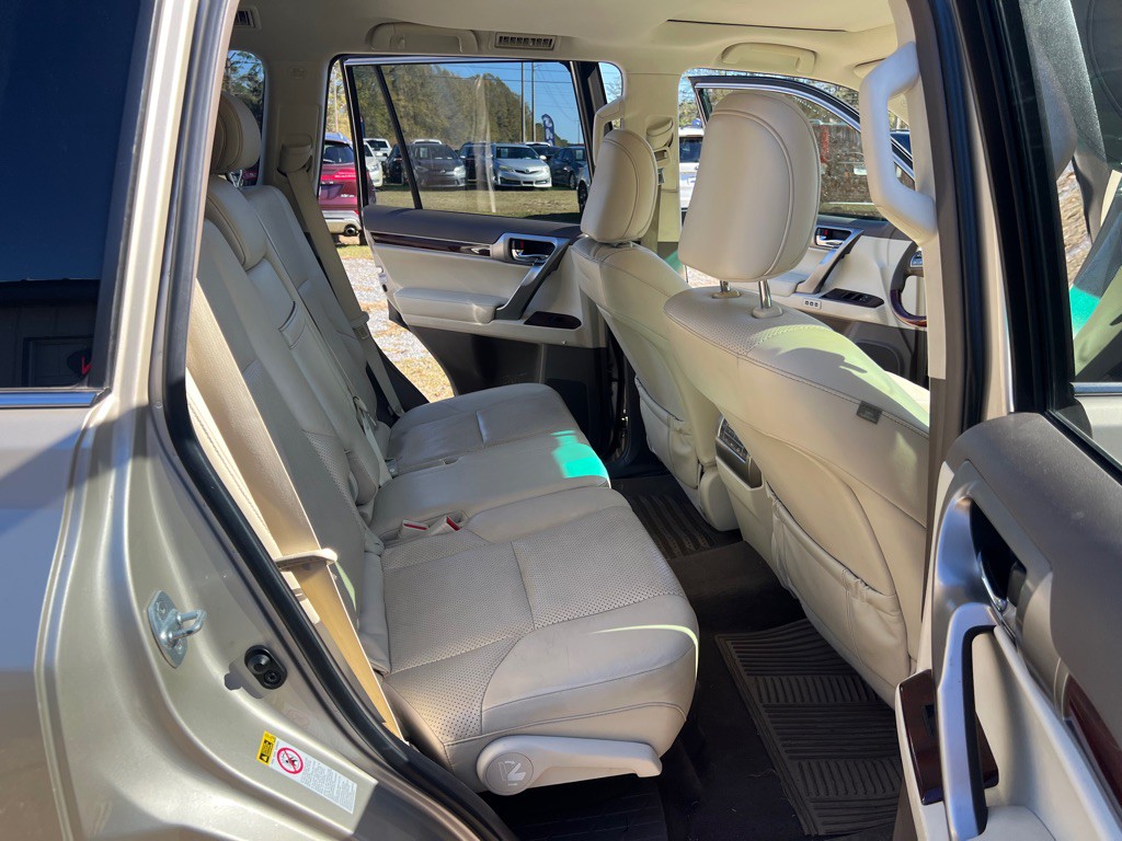 2012 Lexus GX Image 15