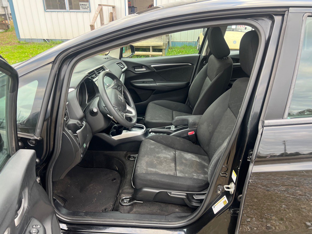 2015 Honda Fit Image 11