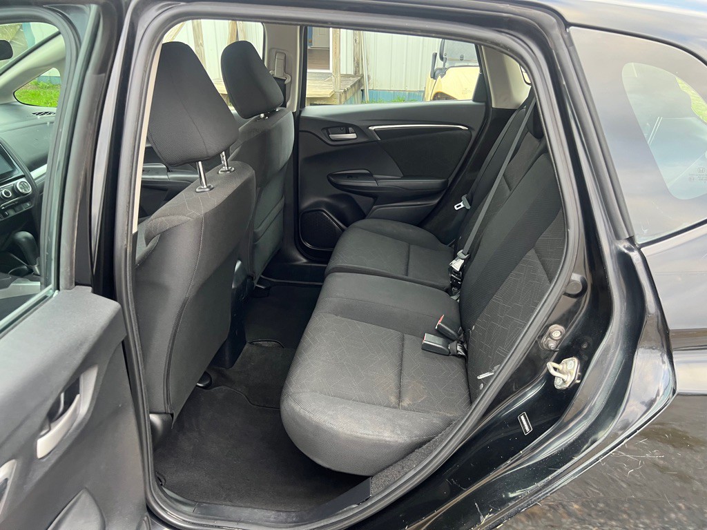 2015 Honda Fit Image 12