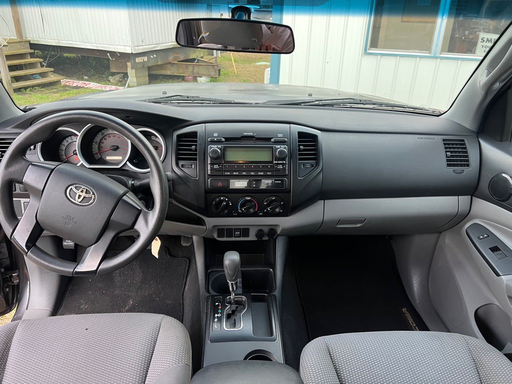 2012 Toyota Tacoma Image 9