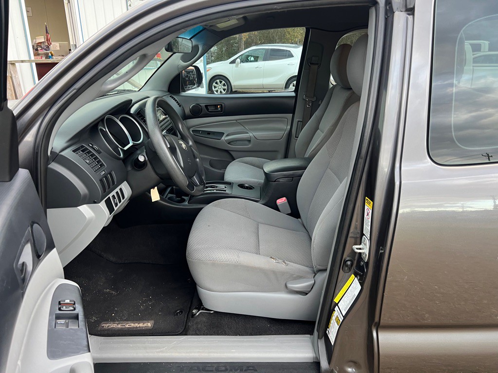 2012 Toyota Tacoma Image 10
