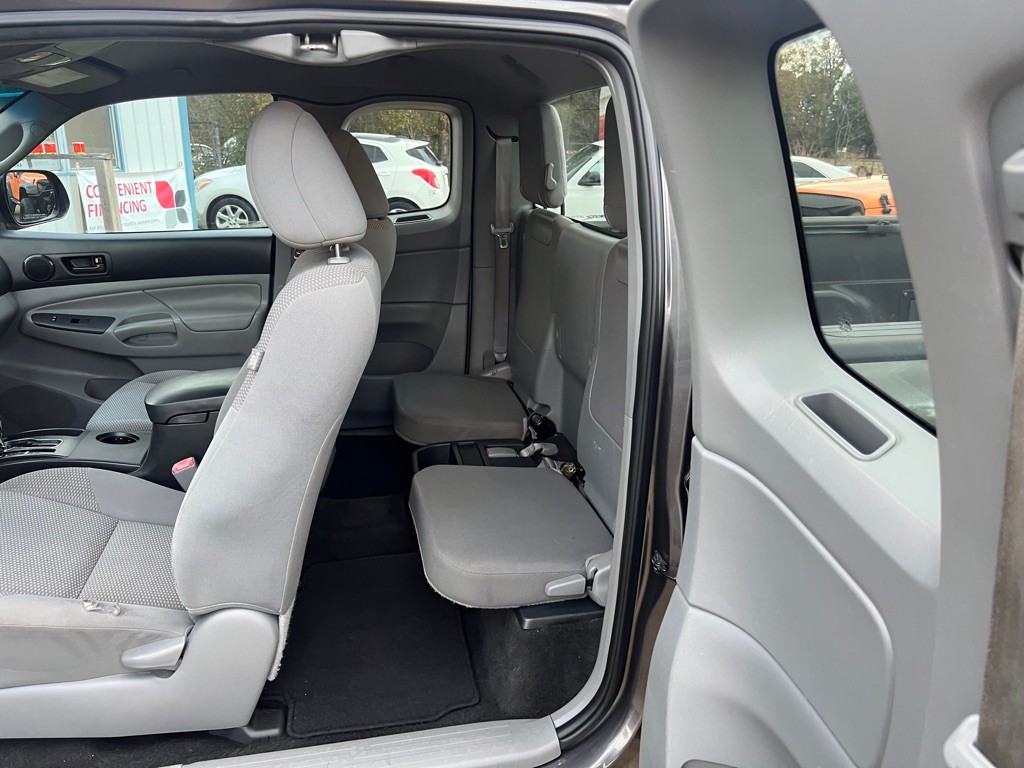 2012 Toyota Tacoma Image 11