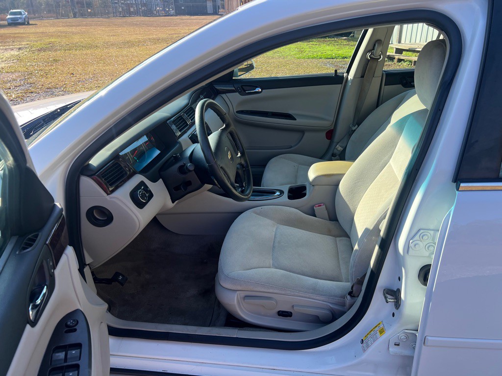 2014 Chevrolet Impala Image 10