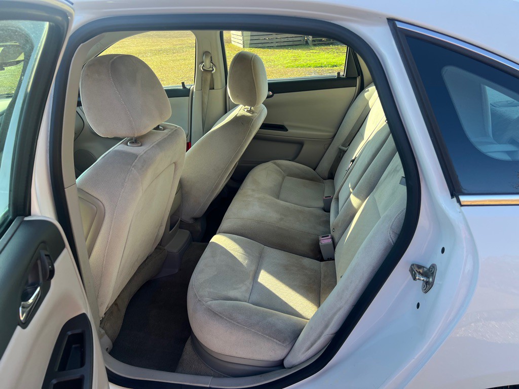 2014 Chevrolet Impala Image 11