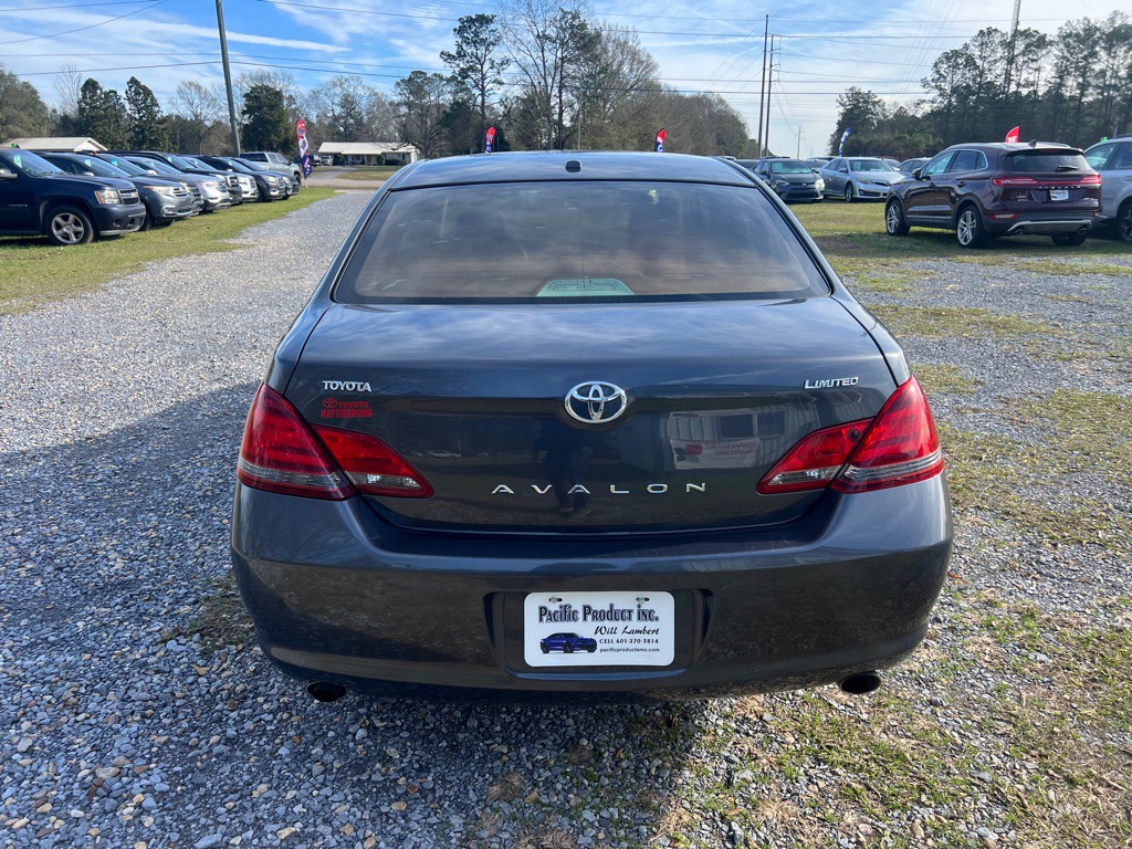 2010 Toyota Avalon Image 5