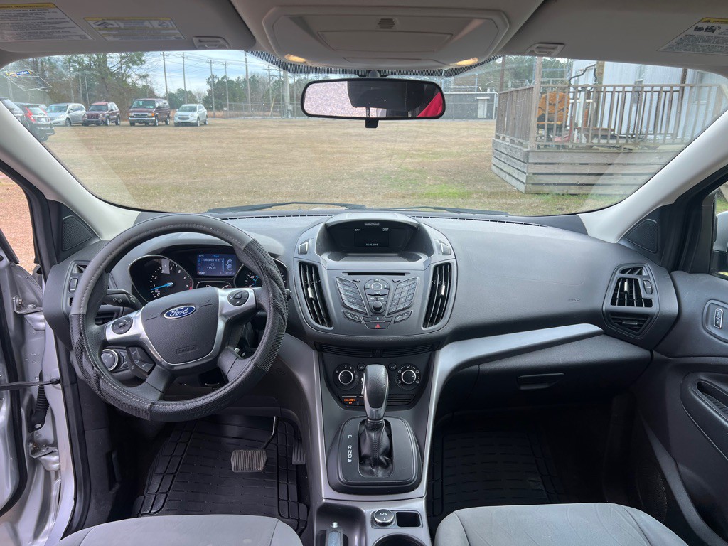 2015 Ford Escape Image 9