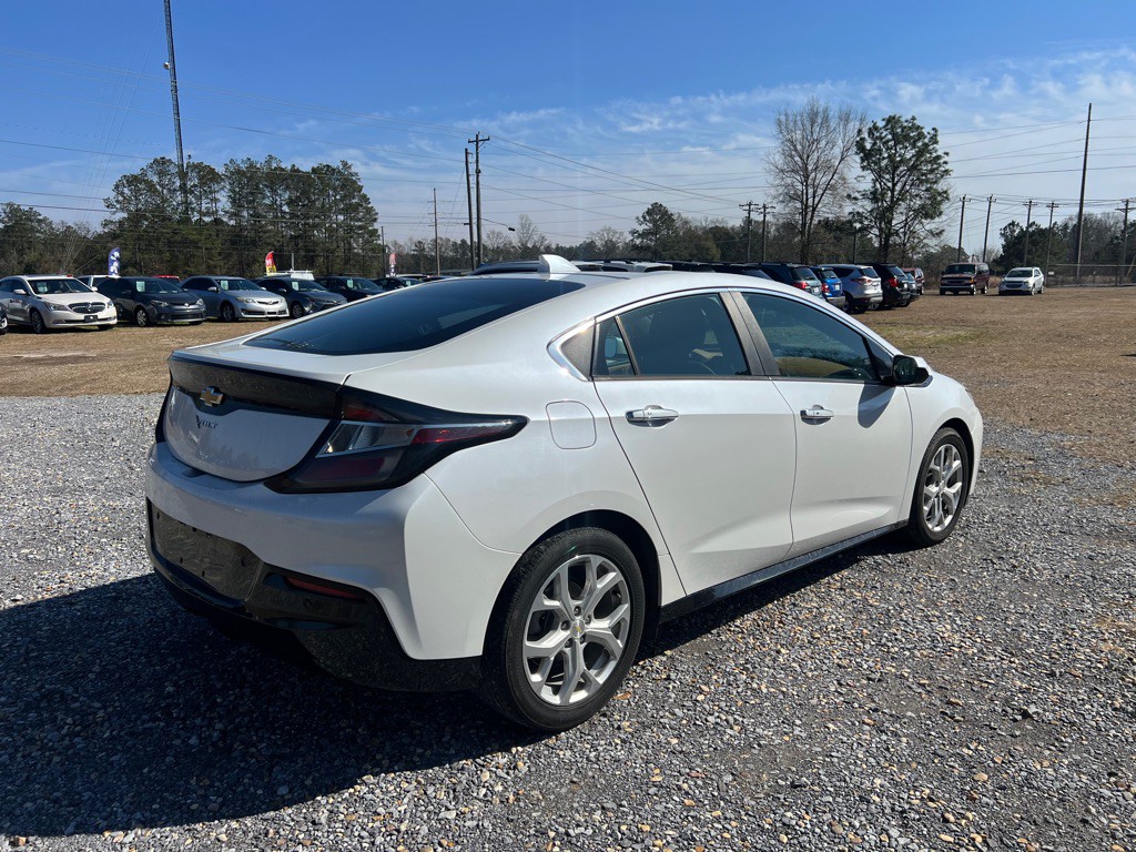 2017 Chevrolet Volt Image 4