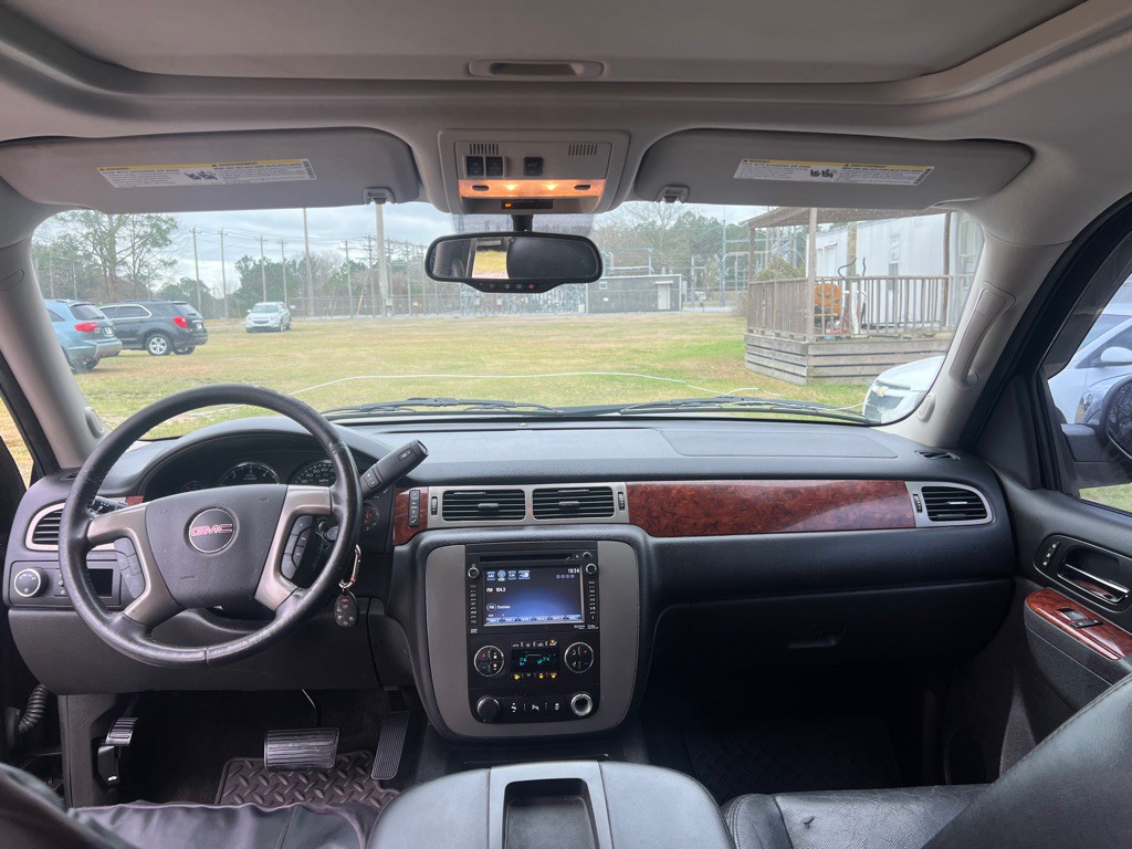 2014 GMC Yukon Image 10