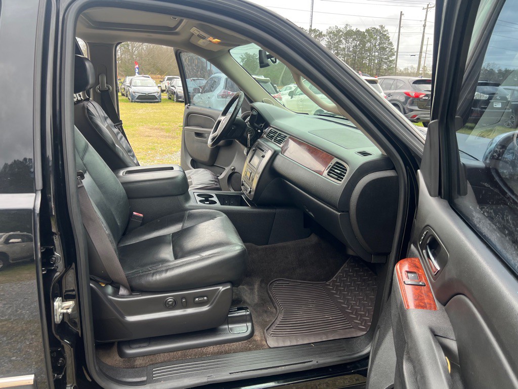 2014 GMC Yukon Image 16