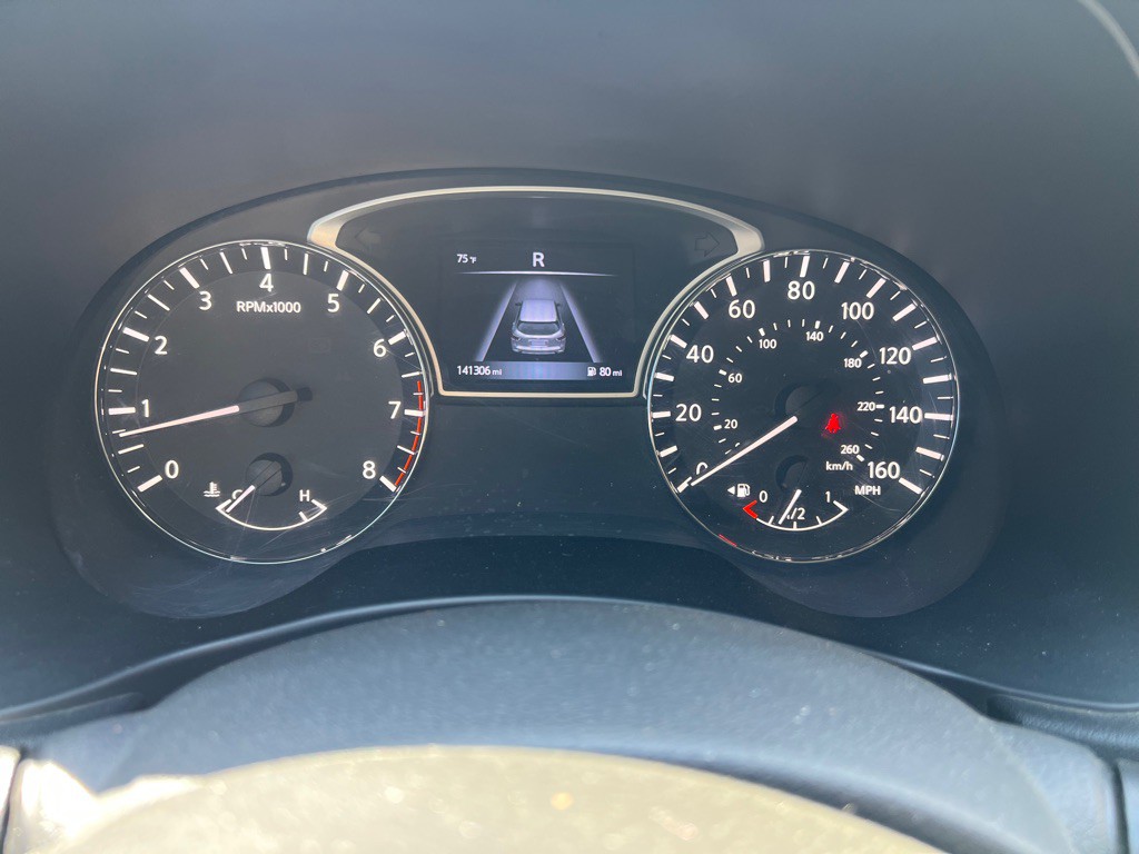 2017 Nissan Pathfinder Image 9