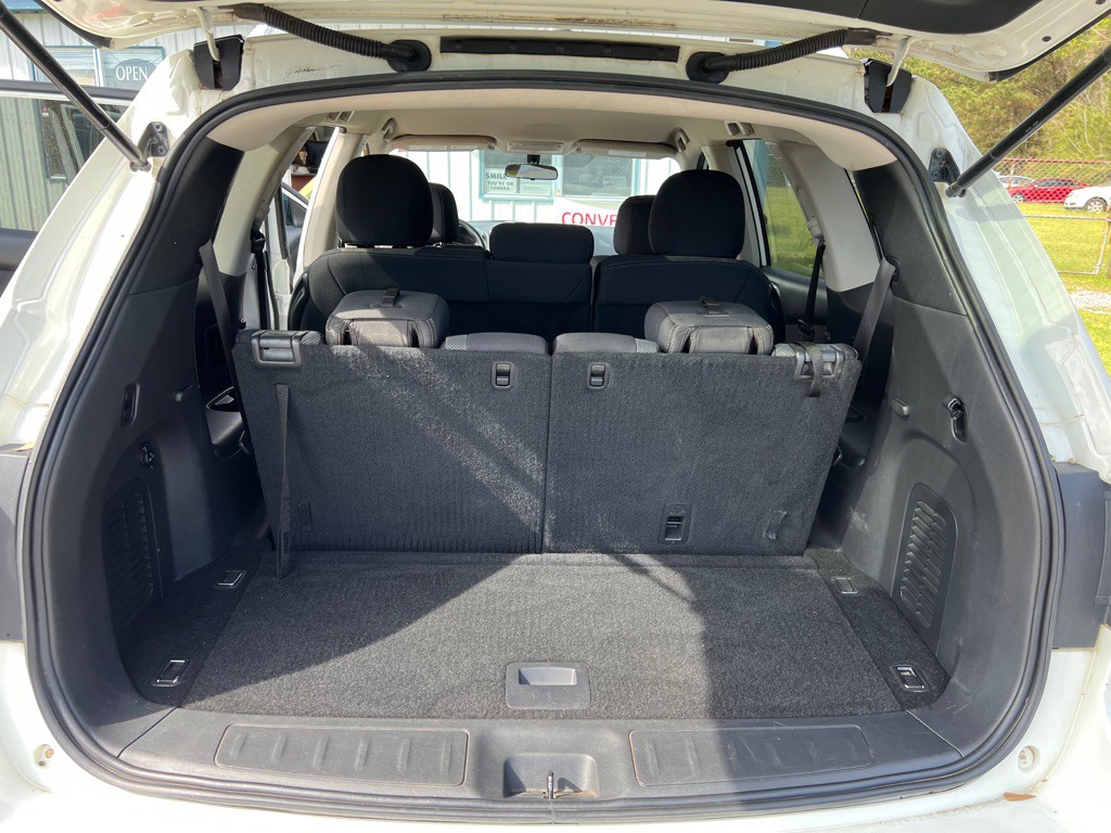 2017 Nissan Pathfinder Image 14