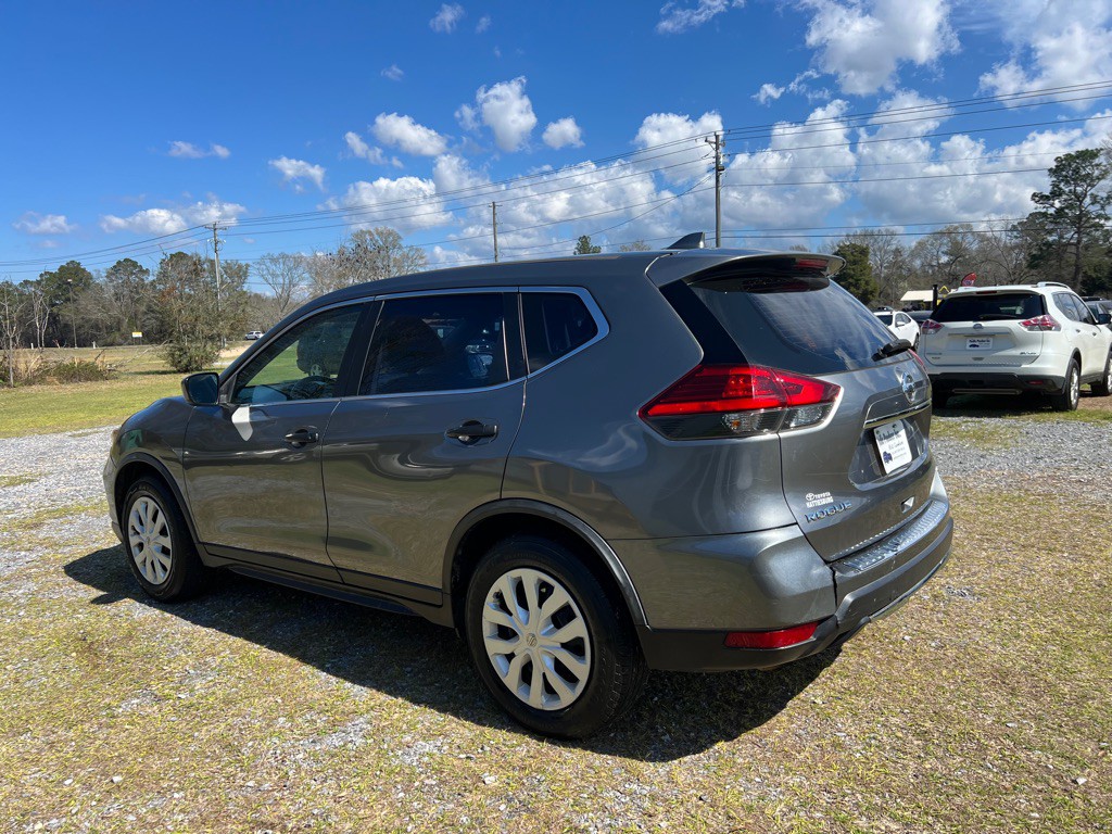 2017 Nissan Rogue Image 4