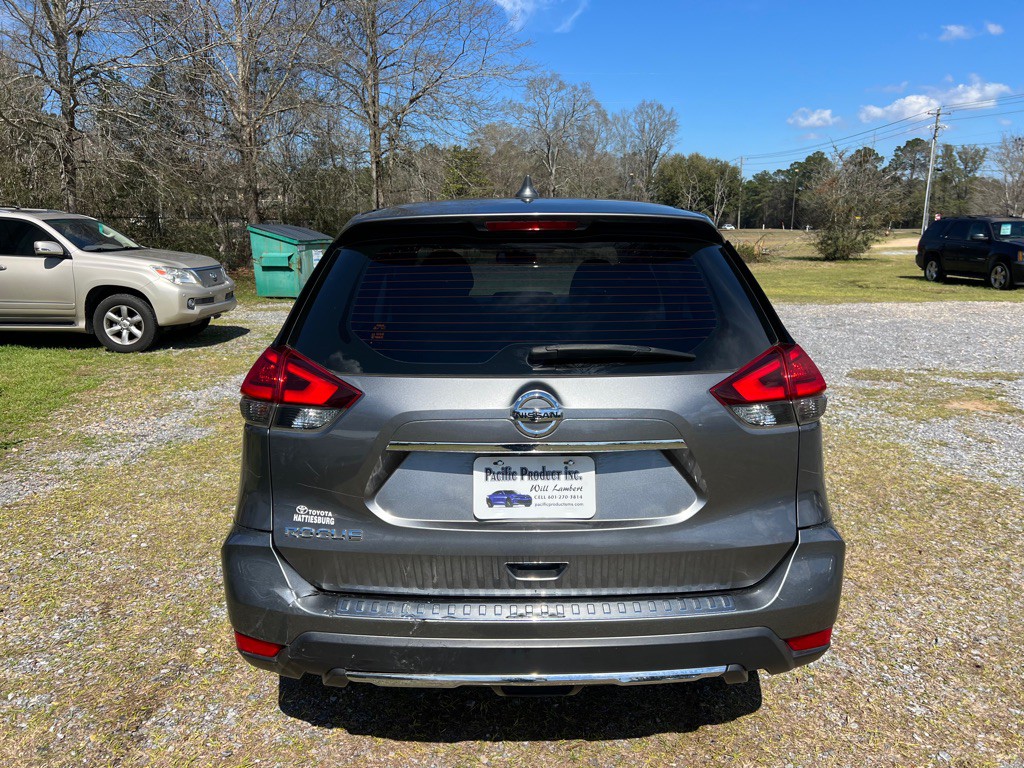 2017 Nissan Rogue Image 5