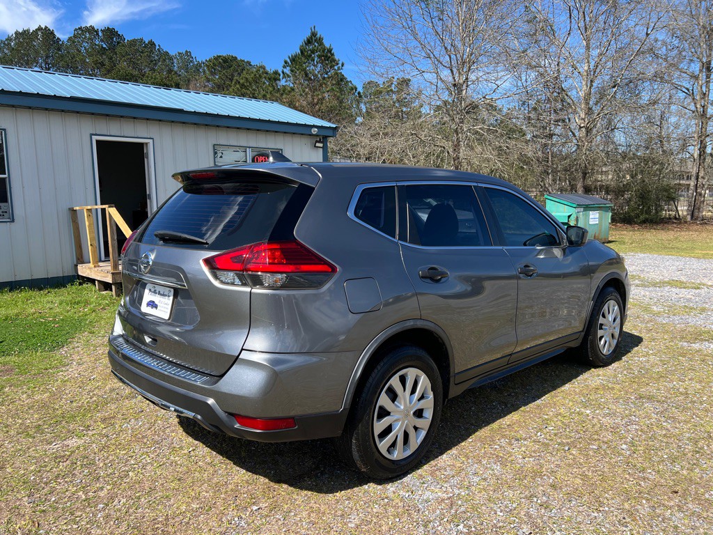 2017 Nissan Rogue Image 6