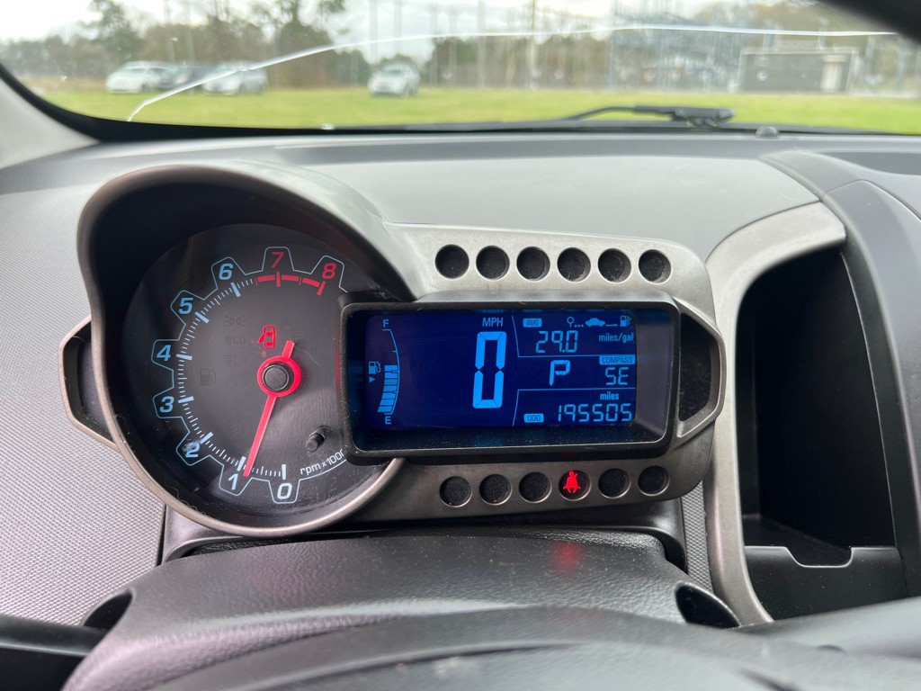 2014 Chevrolet Sonic Image 8