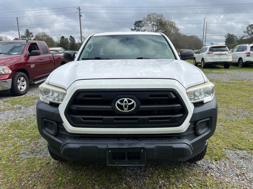2016 Toyota Tacoma Image 2