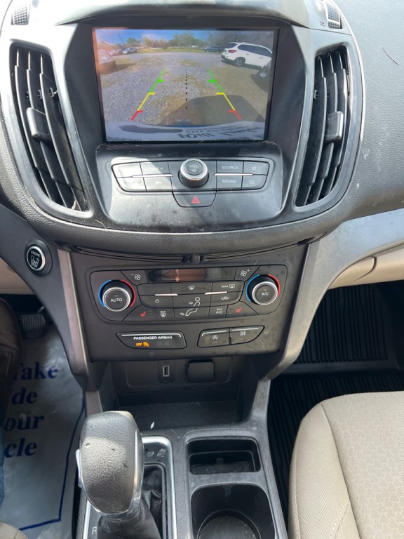 2019 Ford Escape Image 9