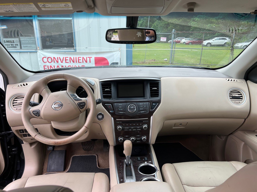 2014 Nissan Pathfinder Image 10