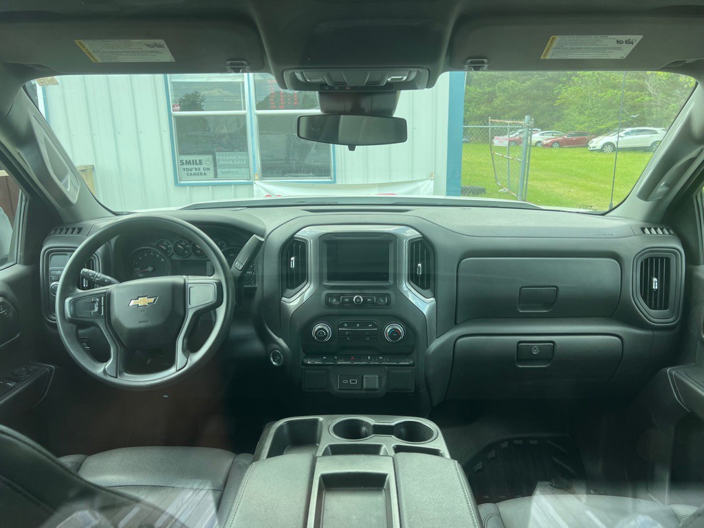 2023 Chevrolet Silverado 1500 Image 11
