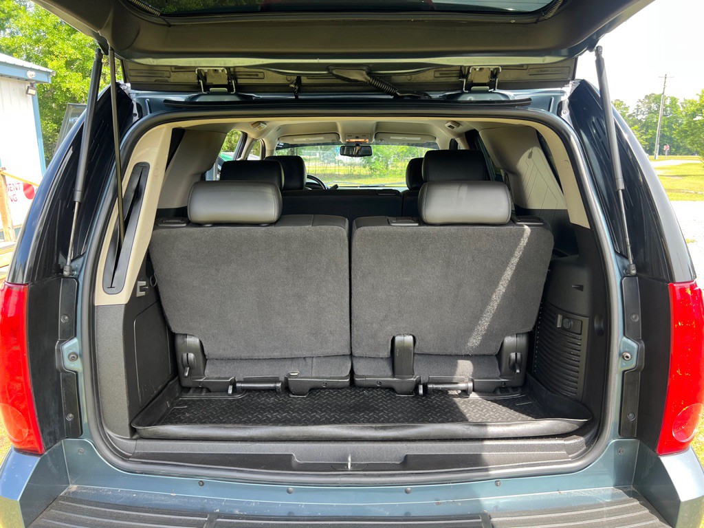 2010 GMC Yukon Image 13
