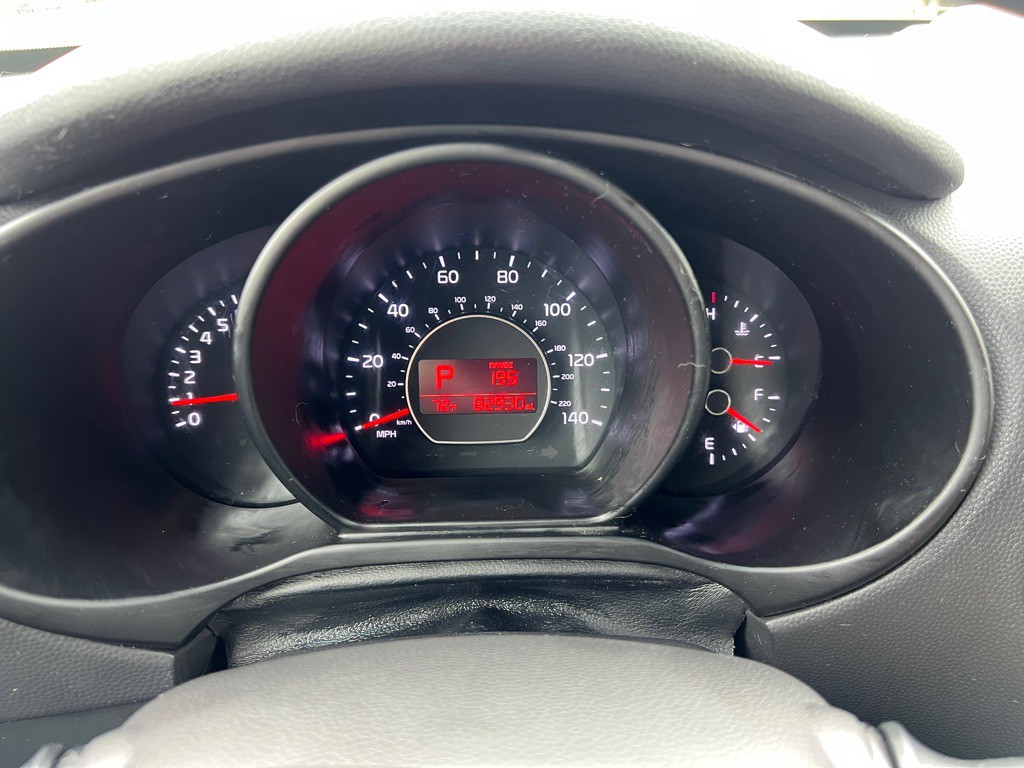 2016 Kia Soul Image 8