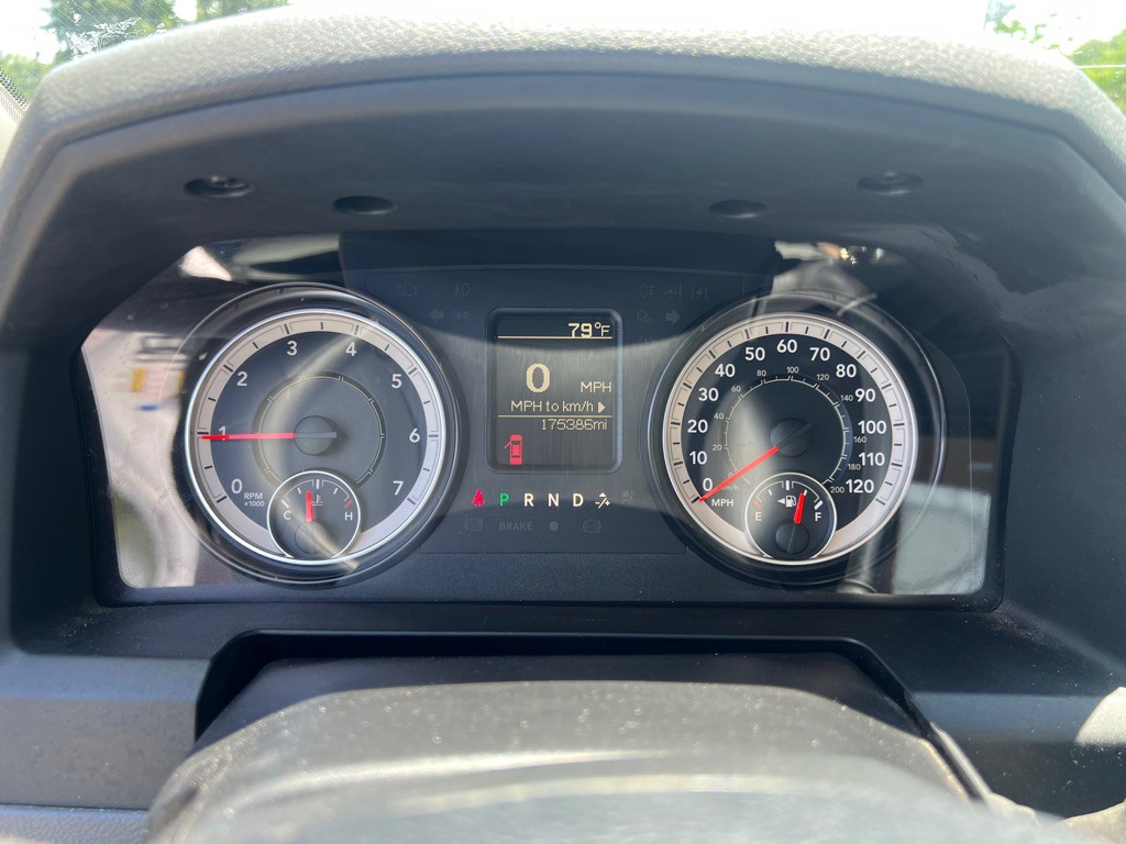 2016 RAM 2500 Image 12
