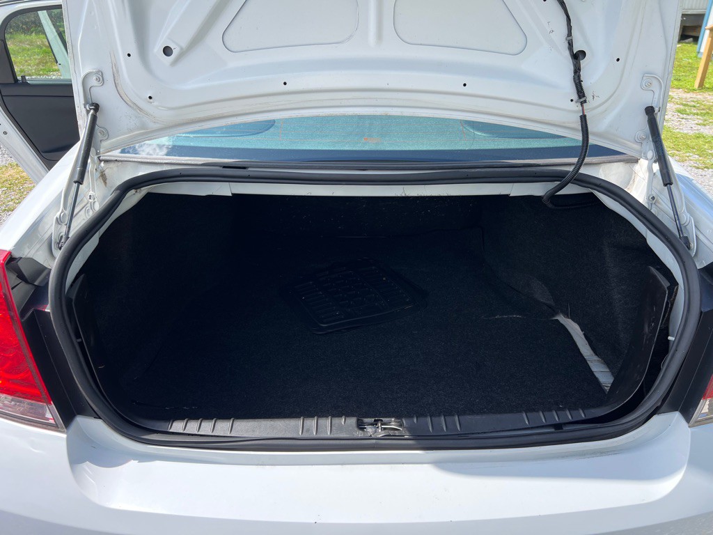 2016 Chevrolet Impala Image 12