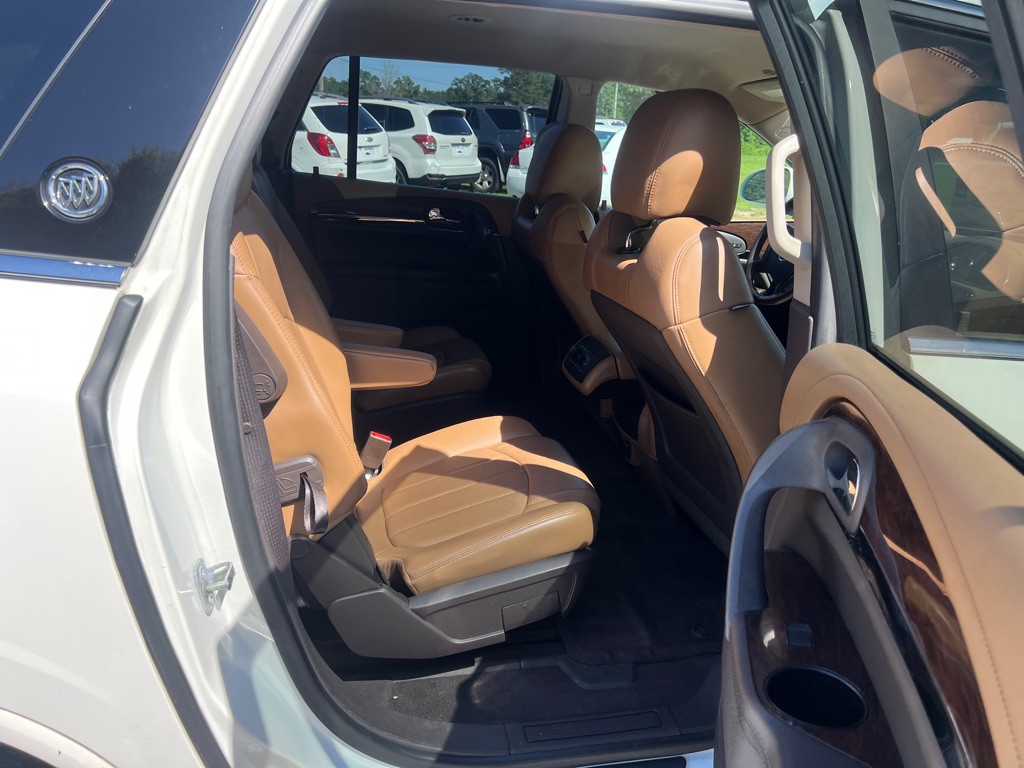 2015 Buick Enclave Image 15