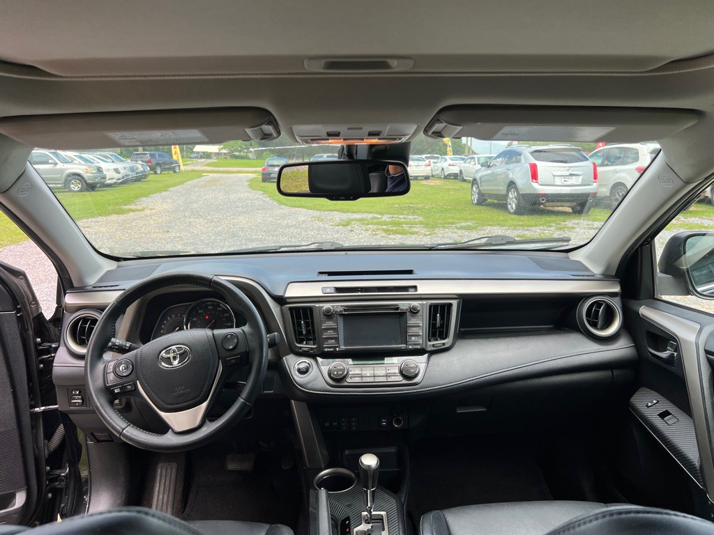 2015 Toyota Rav4 Image 10
