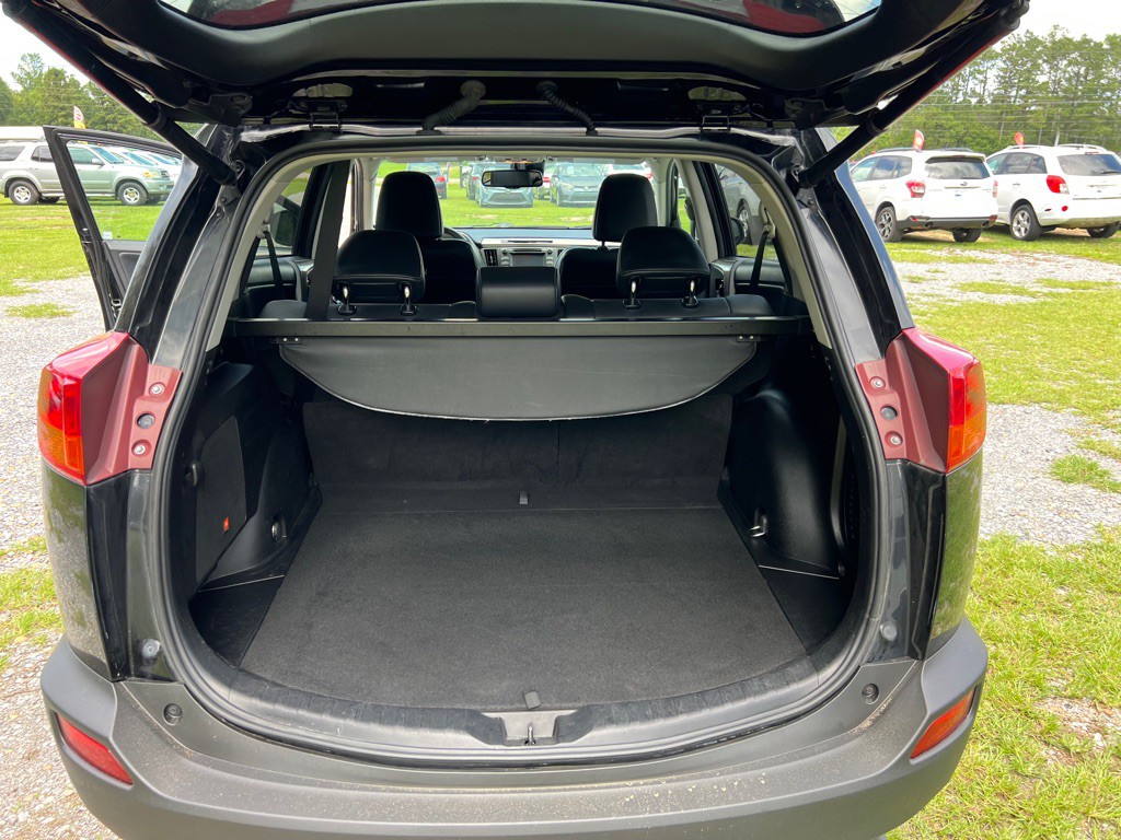 2015 Toyota Rav4 Image 13
