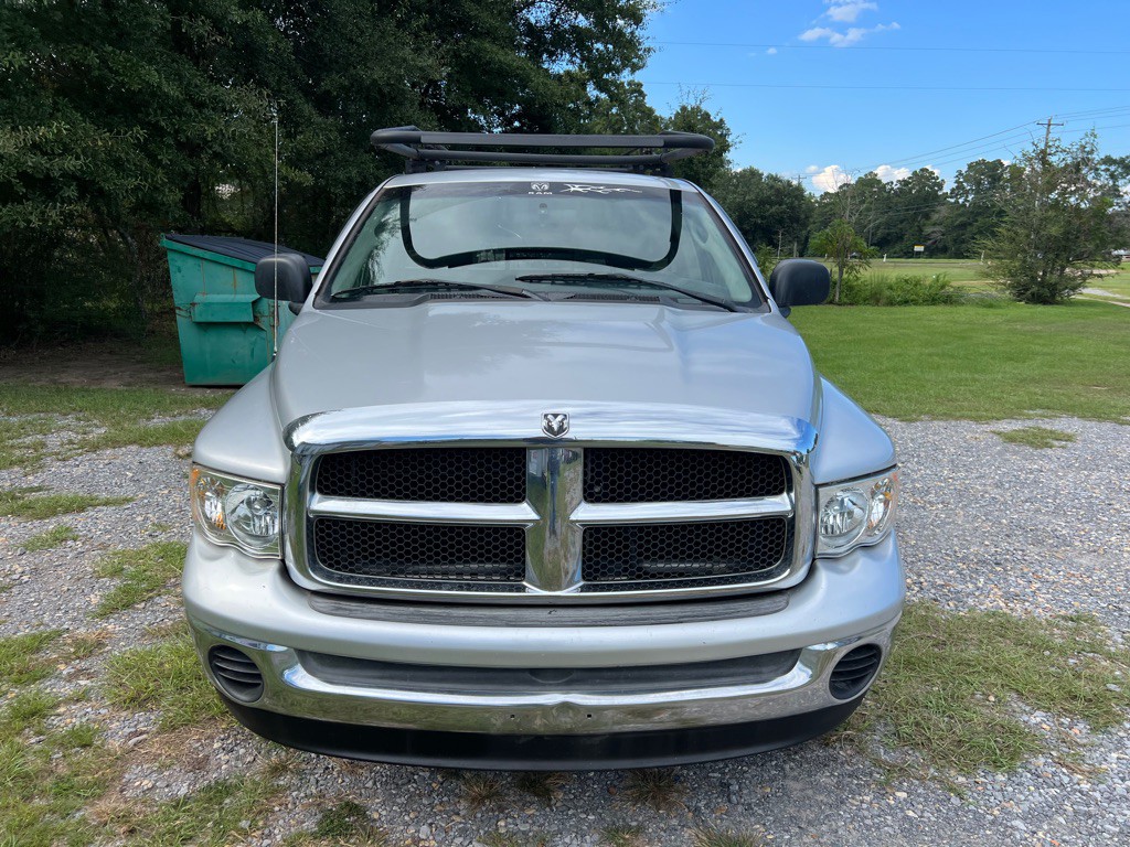 2004 Dodge Ram 1500 Image 2